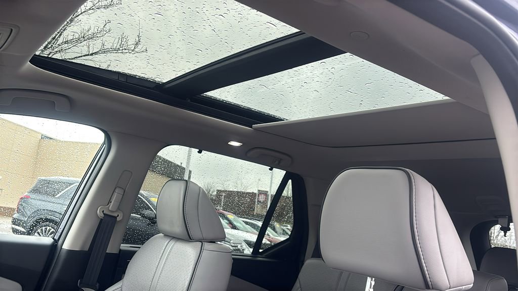 Used 2023 Honda Pilot Elite image 27