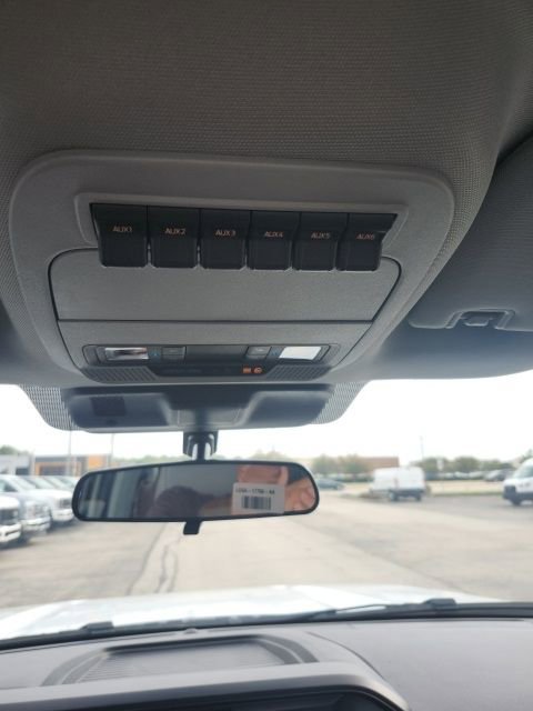 New 2026 Ford F350 XL w/ XL Chrome Package image 30