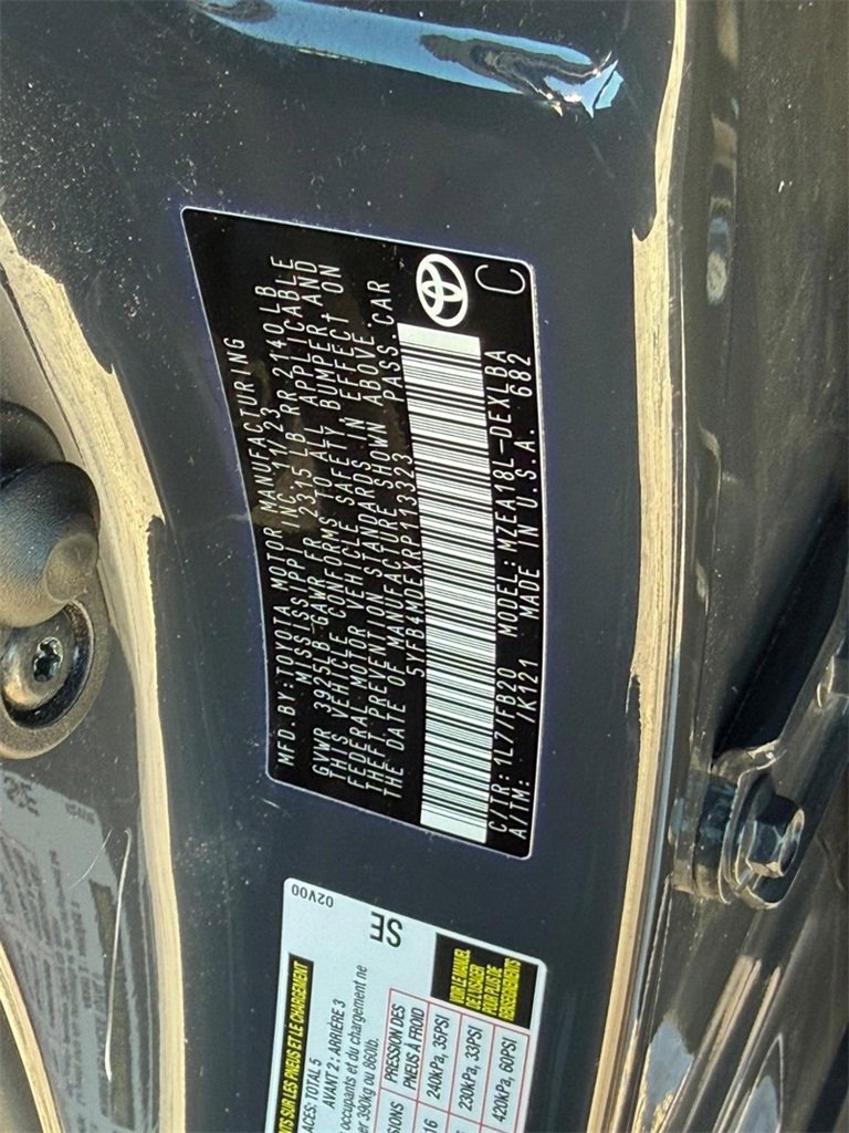 Used 2024 Toyota Corolla LE image 31