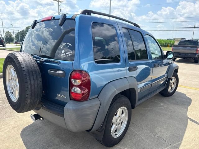 Used 2006 Jeep Liberty Sport AWD/4WD image 7