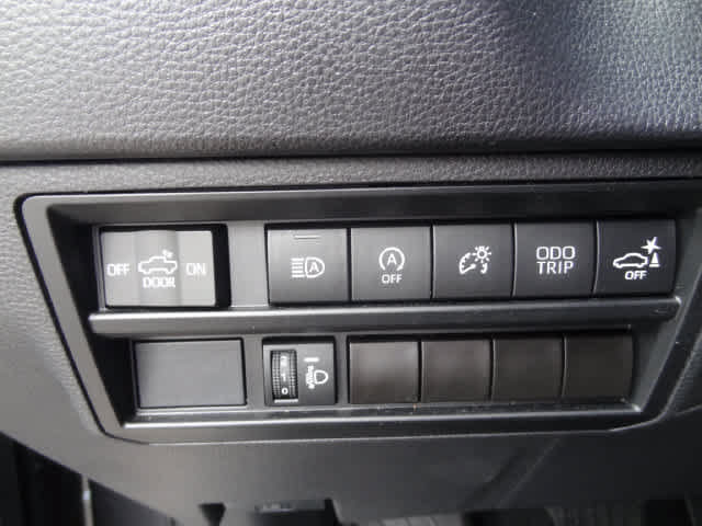 Used 2024 Toyota Tundra SR5 w/ SR5 Premium Package AWD/4WD image 18
