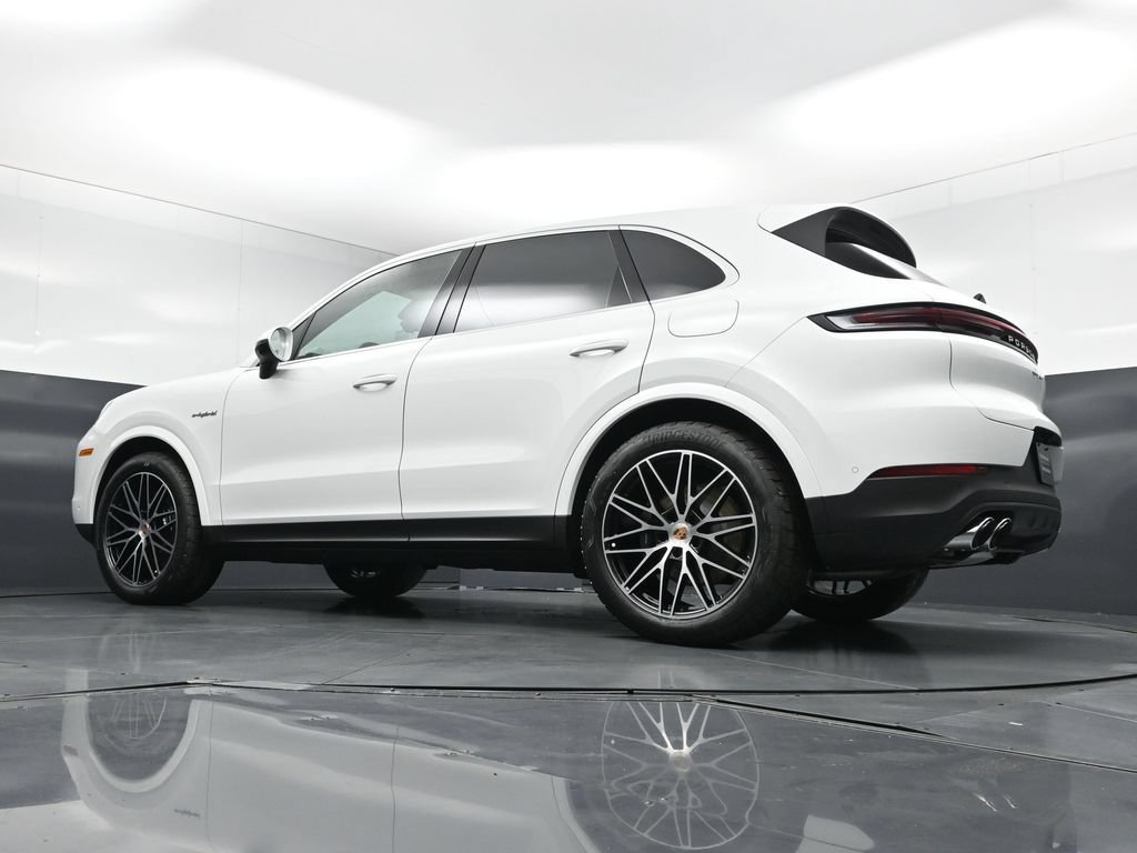 New 2026 Porsche Cayenne E-Hybrid AWD/4WD image 23