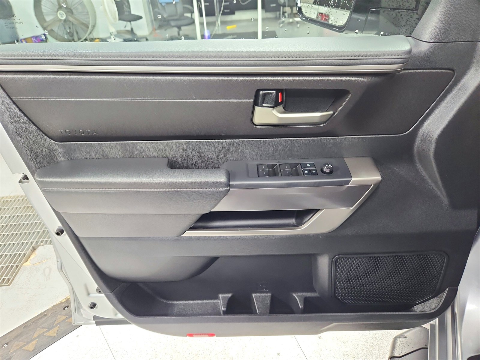 Used 2022 Toyota Tundra SR5 image 29