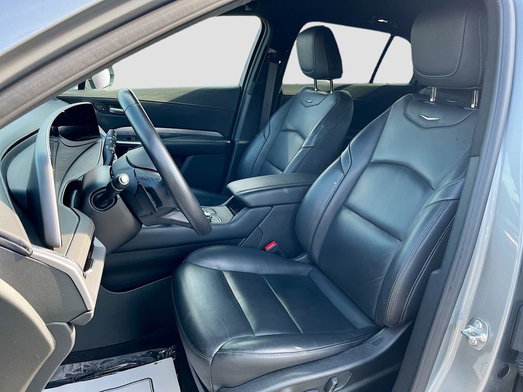 Certified 2025 Cadillac XT4 Premium Luxury image 15