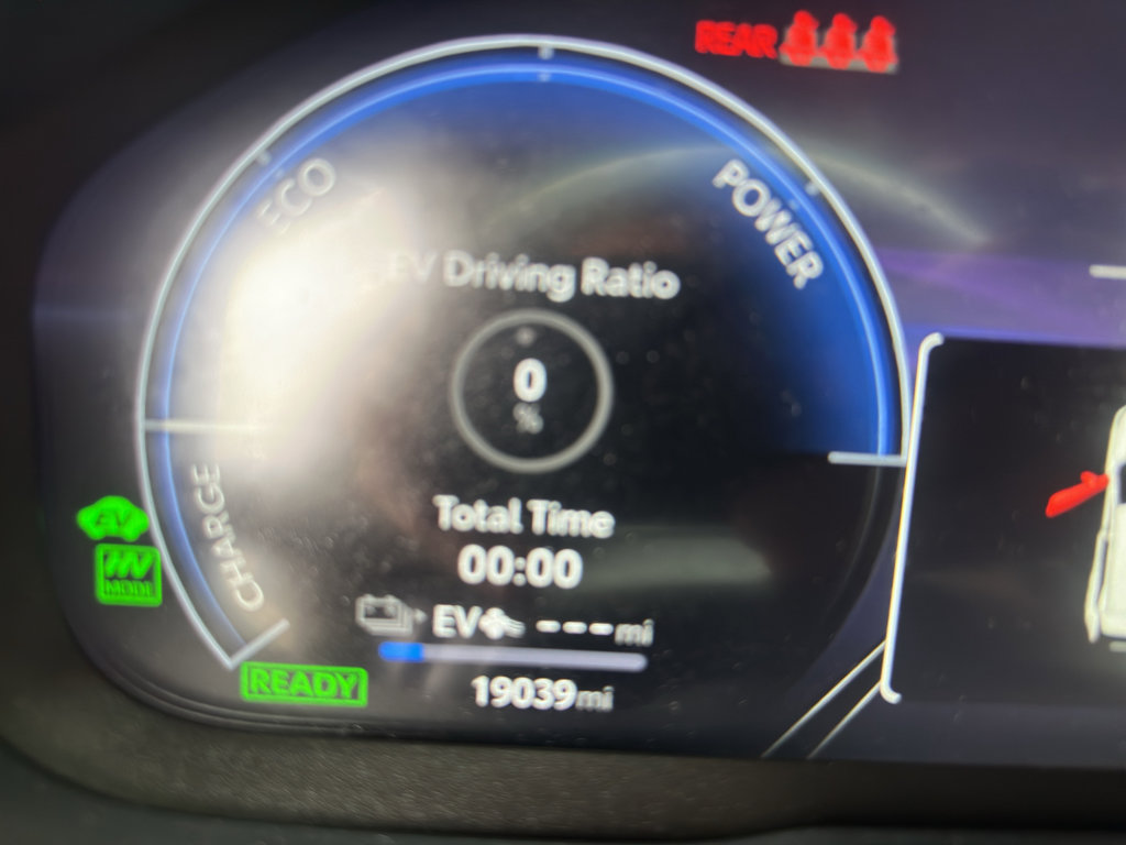 Used 2024 Toyota RAV4 XSE AWD/4WD image 23