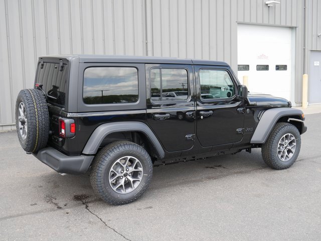 Used 2024 Jeep Wrangler Sport S image 11