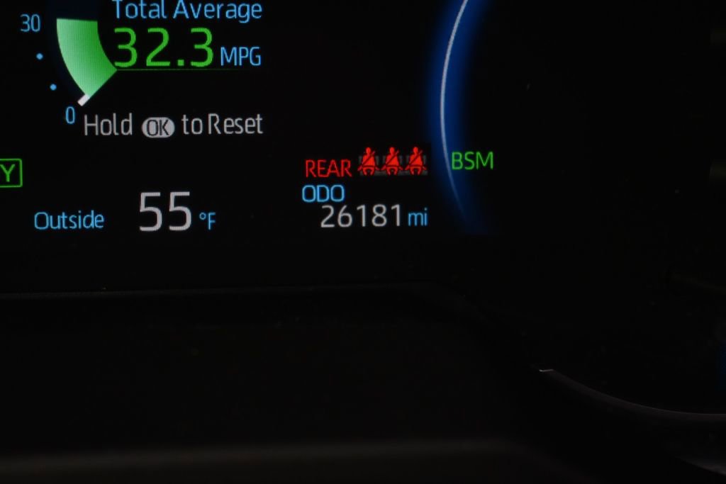 Used 2023 Toyota RAV4 XLE Premium image 26
