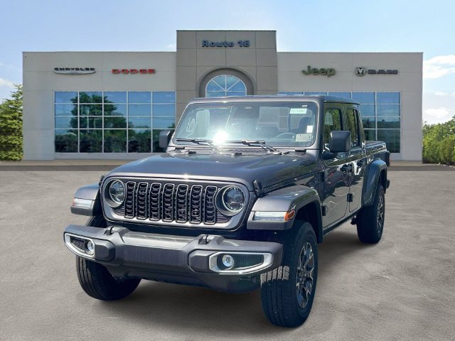New 2026 Jeep Gladiator Sport AWD/4WD image 2