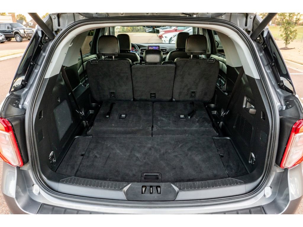 Used 2024 Ford Explorer Limited image 16