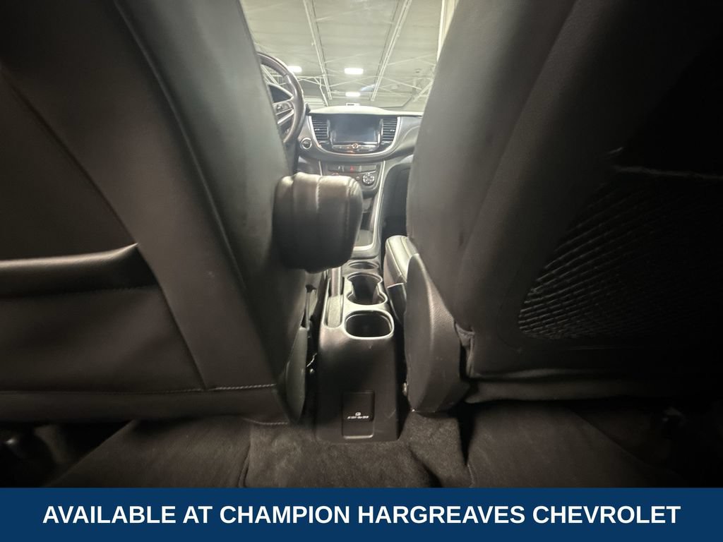 Used 2020 Chevrolet Trax LT w/ LT Convenience Package FWD image 29