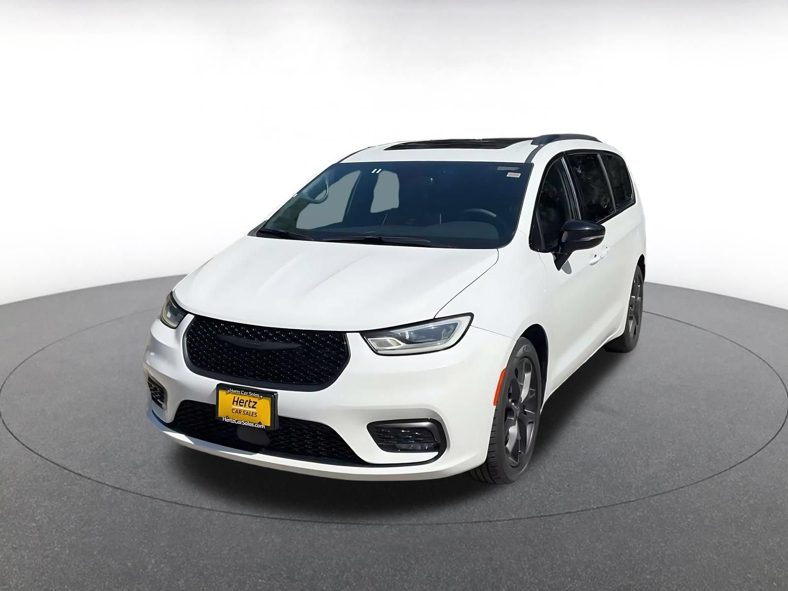 Used 2025 Chrysler Pacifica Limited FWD image 6