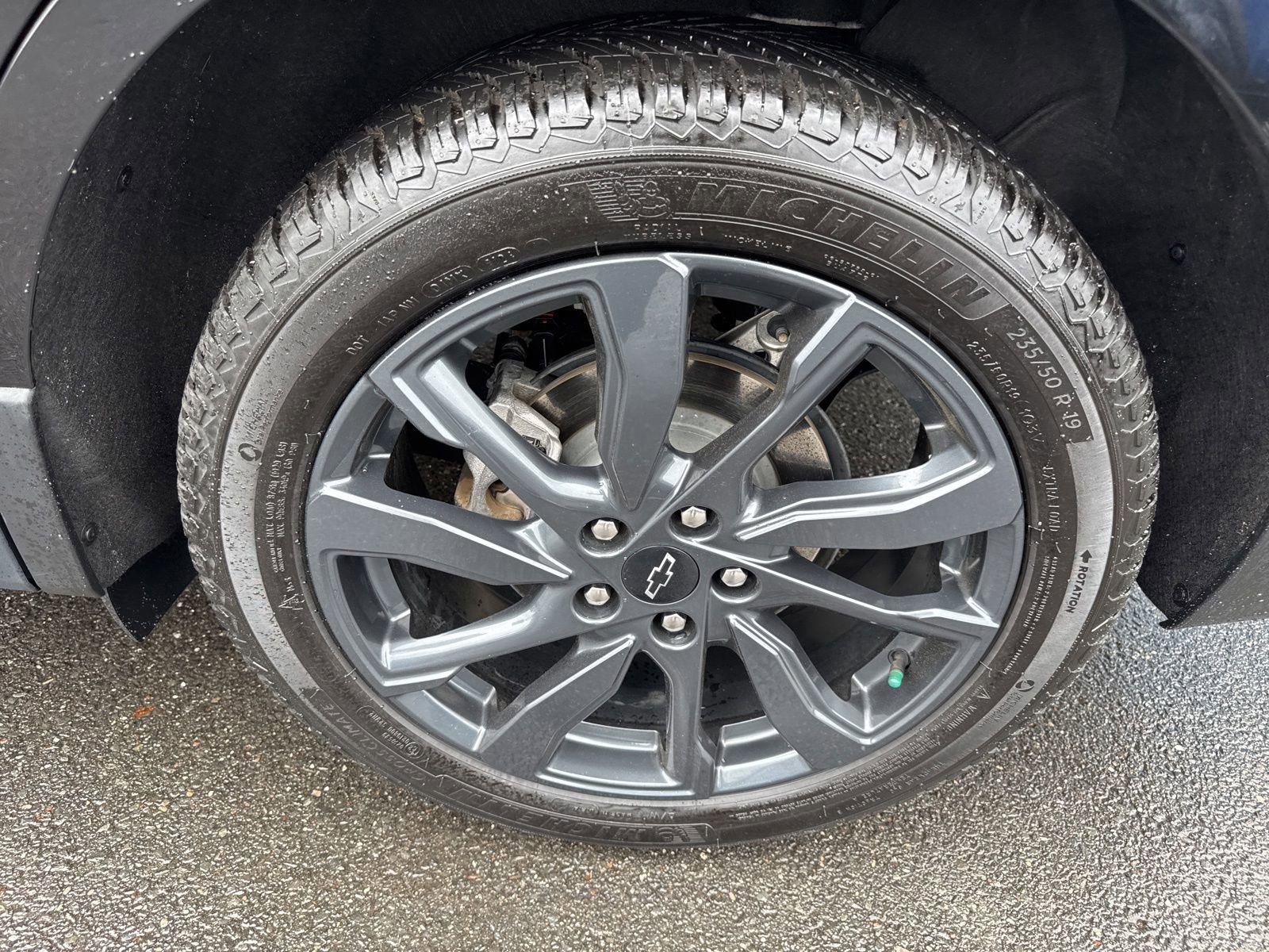 Used 2022 Chevrolet Equinox RS FWD image 10