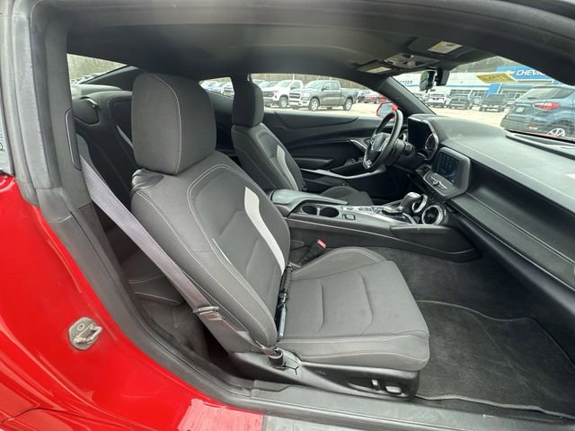Used 2016 Chevrolet Camaro LT image 27