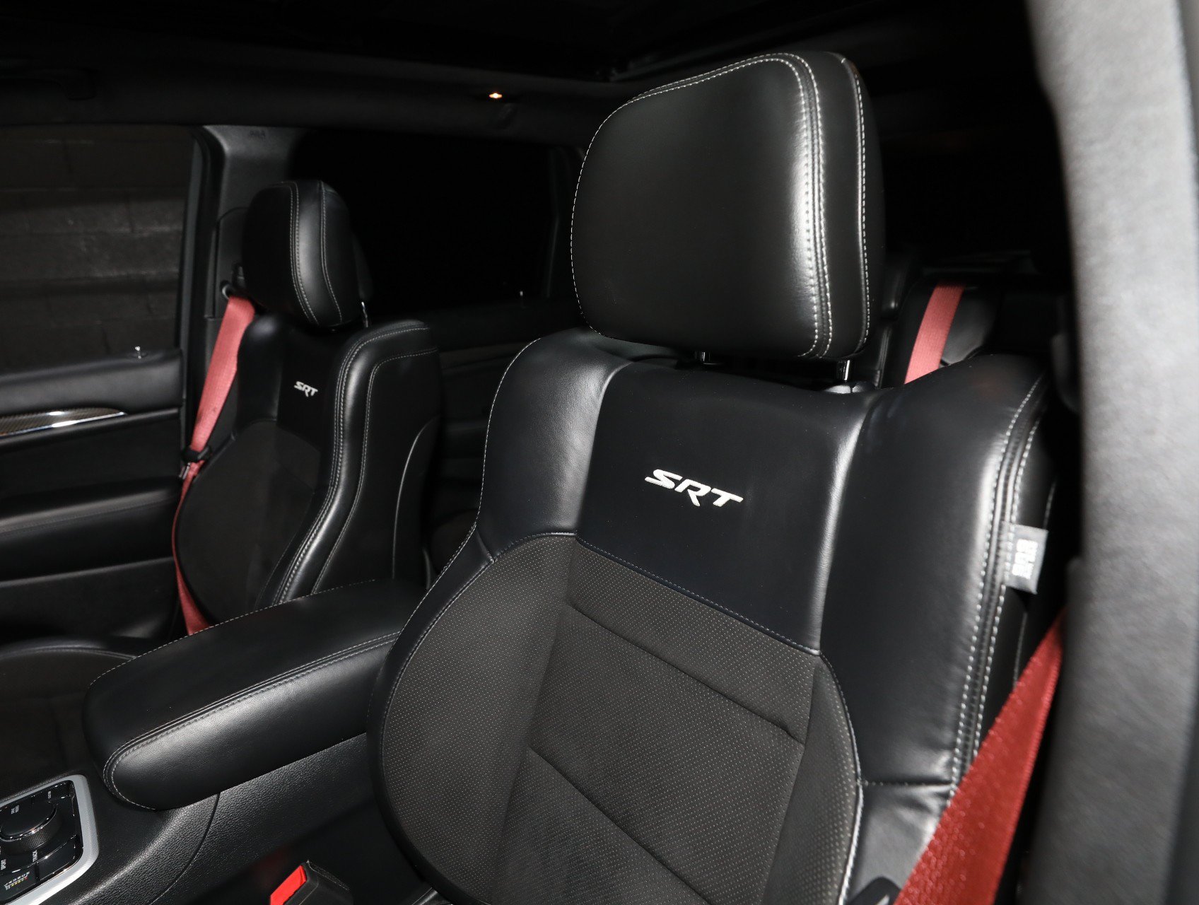 Used 2019 Jeep Grand Cherokee SRT AWD/4WD image 54