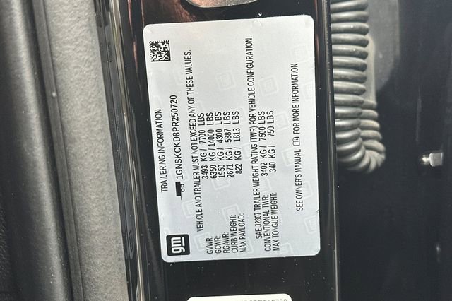 Used 2023 Chevrolet Suburban LT image 38