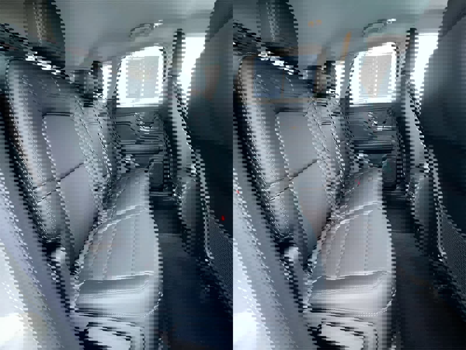 Used 2022 Lincoln Corsair Reserve w/ Equipment Group 201A image 20