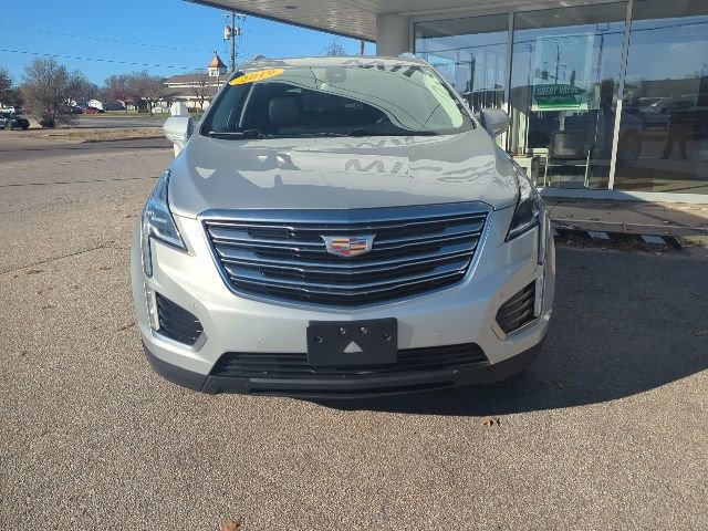 Used 2019 Cadillac XT5 Premium Luxury image 2