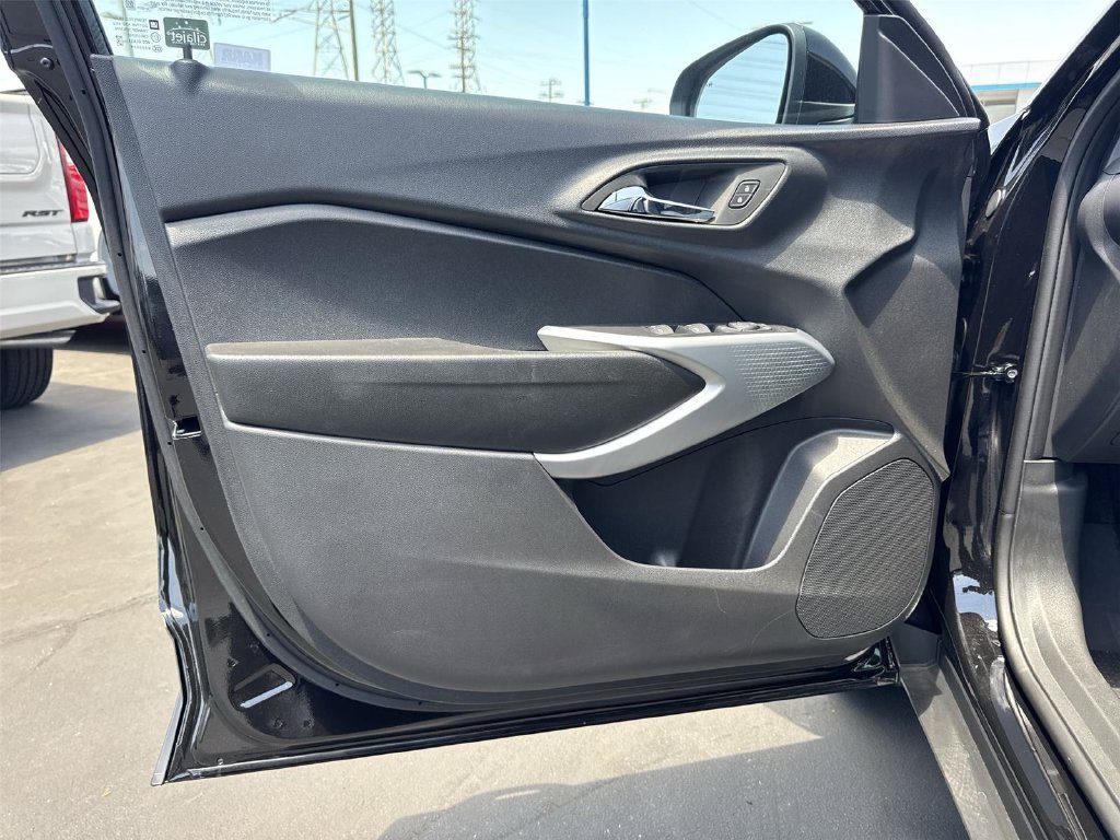 New 2026 Chevrolet Trax RS w/ Driver Confidence Package FWD image 20