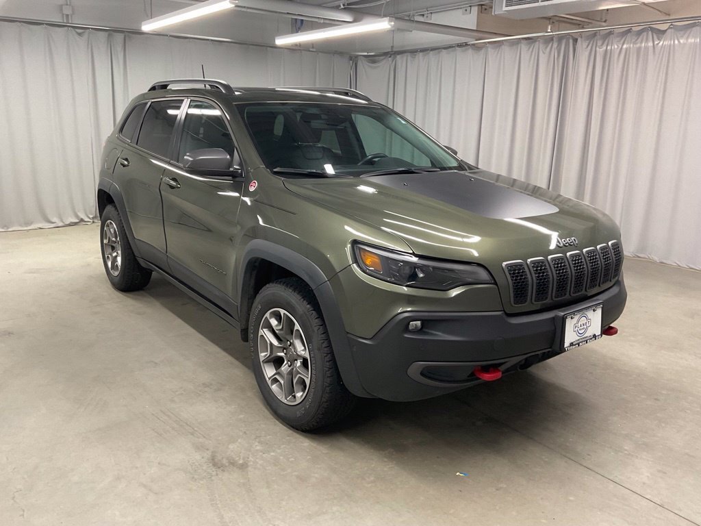 Used 2021 Jeep Cherokee Trailhawk w/ Sun, Sound & Nav Group AWD/4WD image 2