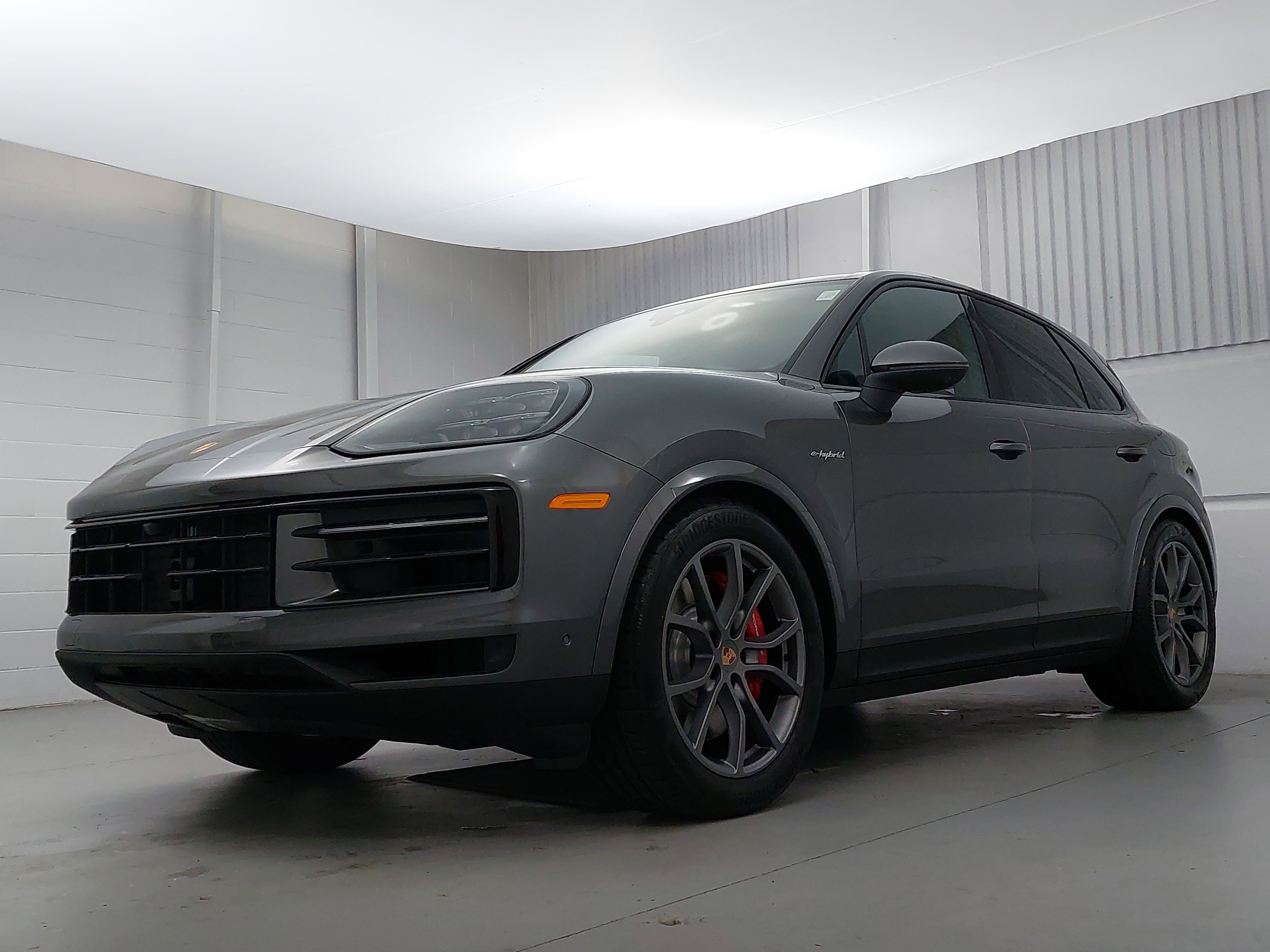 New 2026 Porsche Cayenne S image 1