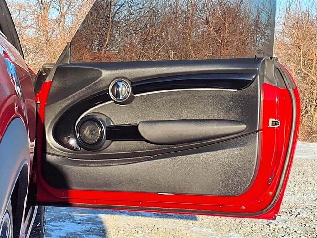 Used 2023 MINI Cooper S image 17