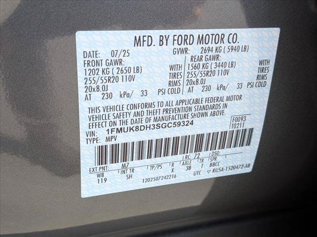 Used 2025 Ford Explorer Active AWD/4WD image 26
