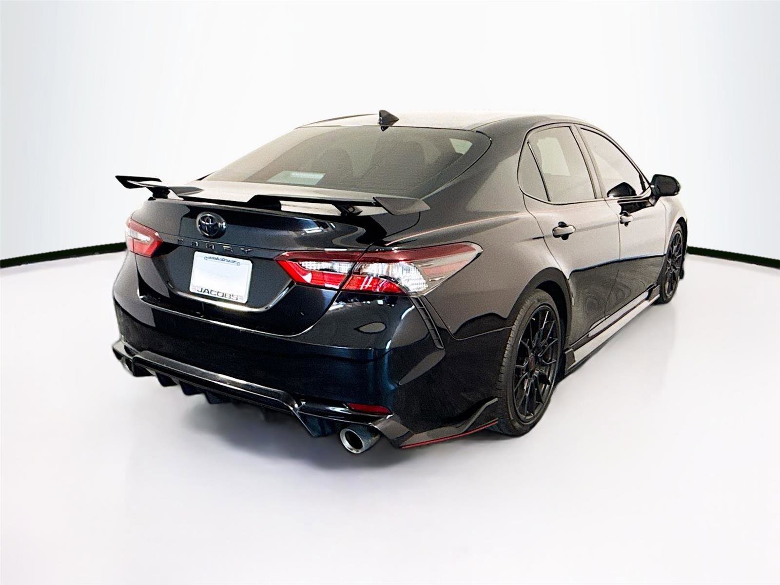 Used 2022 Toyota Camry TRD image 5