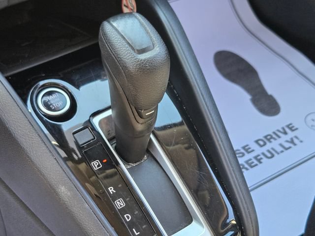 Used 2023 Nissan Versa SV FWD image 29