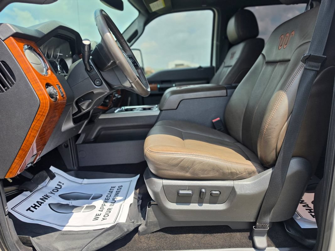 Used 2016 Ford F250 King Ranch w/ FX4 Off-Road Package AWD/4WD image 9