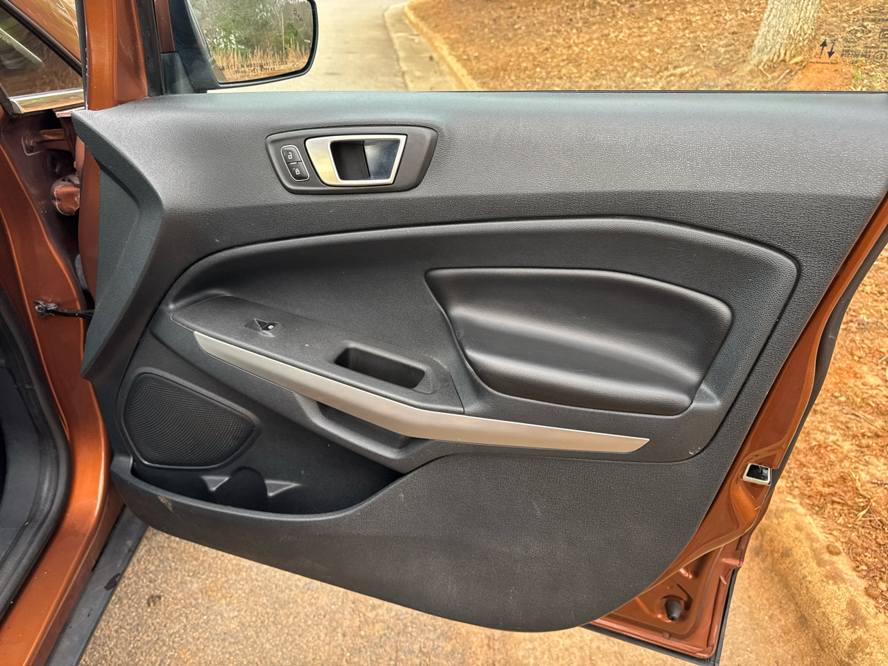 Used 2020 Ford EcoSport Titanium image 24