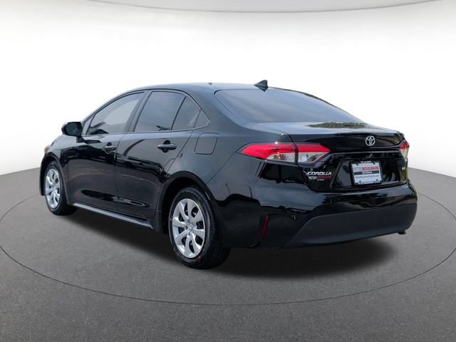 Used 2024 Toyota Corolla LE FWD image 4