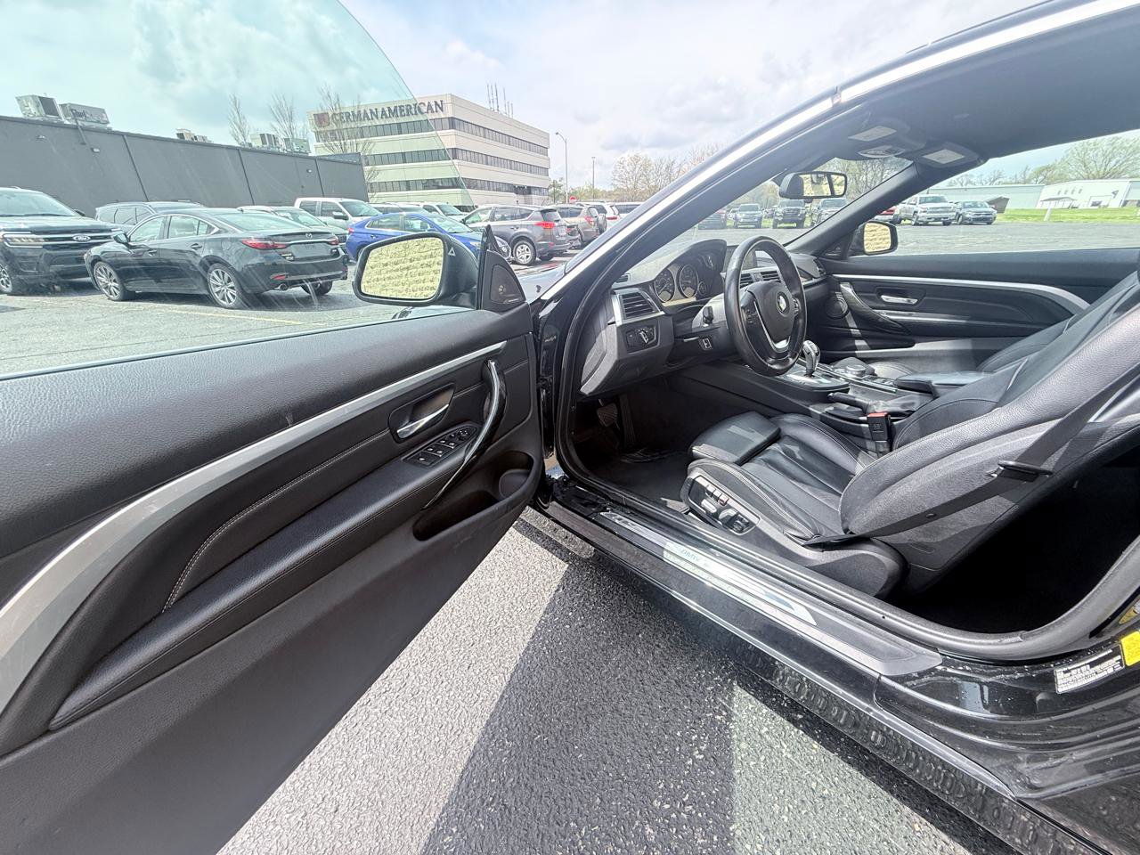 Used 2019 BMW 440i Convertible image 9