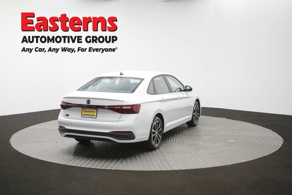 Used 2025 Volkswagen Jetta Sport FWD image 38