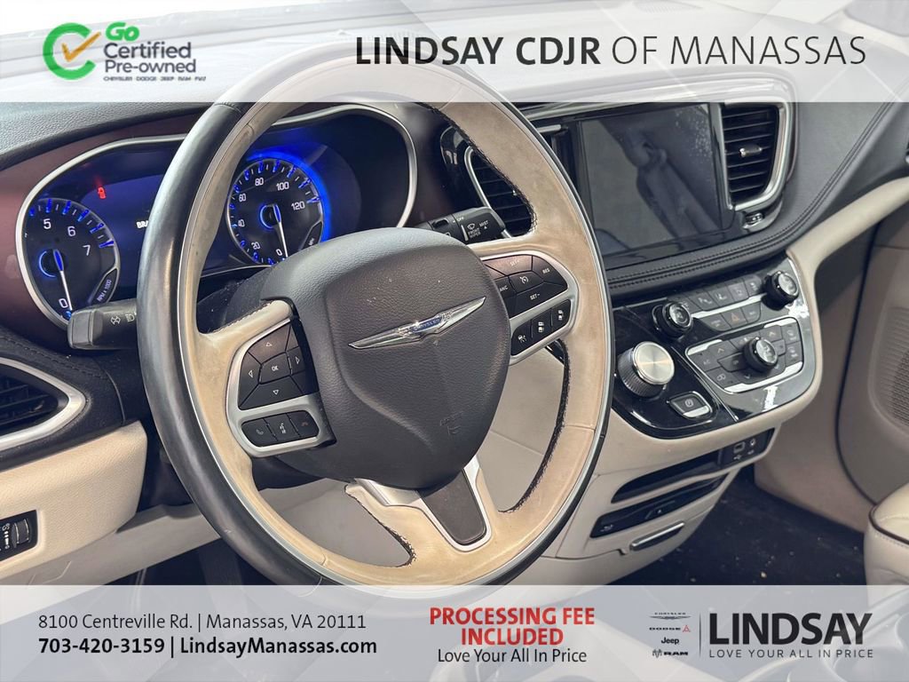 Used 2017 Chrysler Pacifica Limited w/ UConnect Theater Package image 9