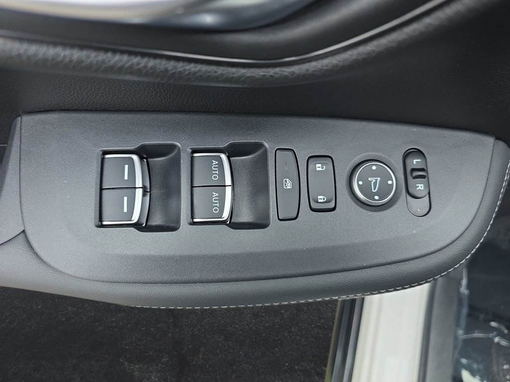 Used 2023 Honda HR-V EX-L image 38