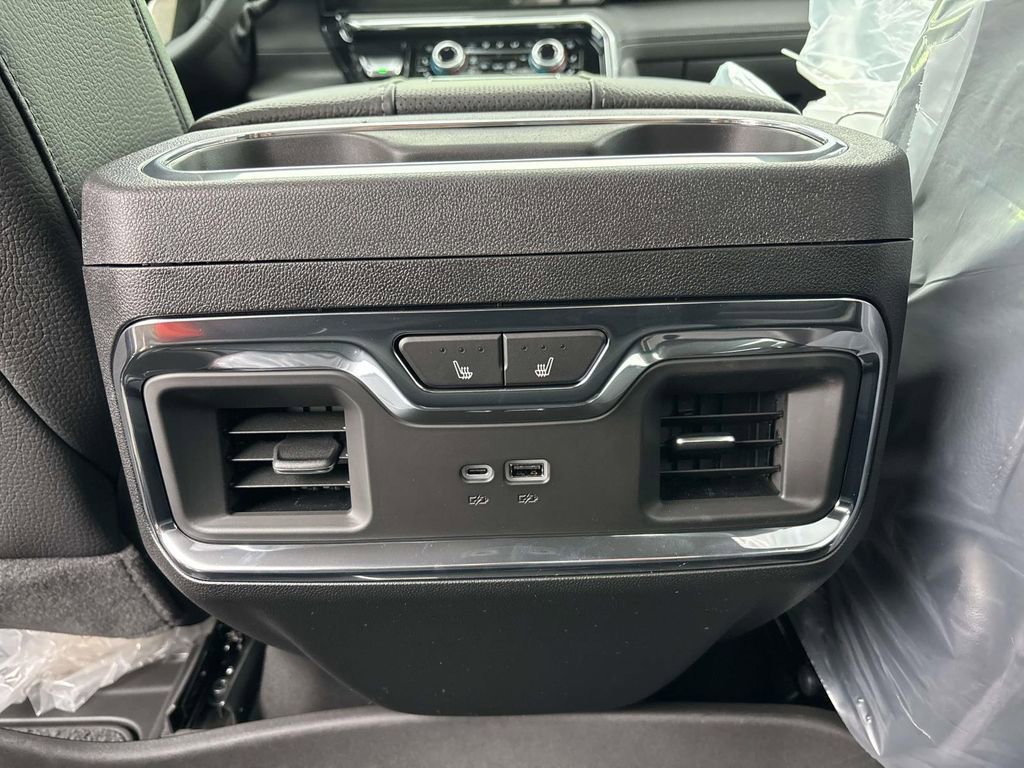 New 2026 GMC Sierra 3500 Denali w/ Denali Reserve Package image 6