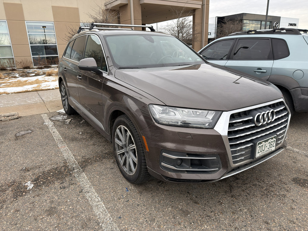 Used 2017 Audi Q7 3.0T Prestige image 5