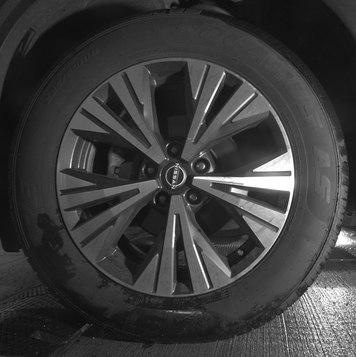 Used 2023 Nissan Rogue SV image 12