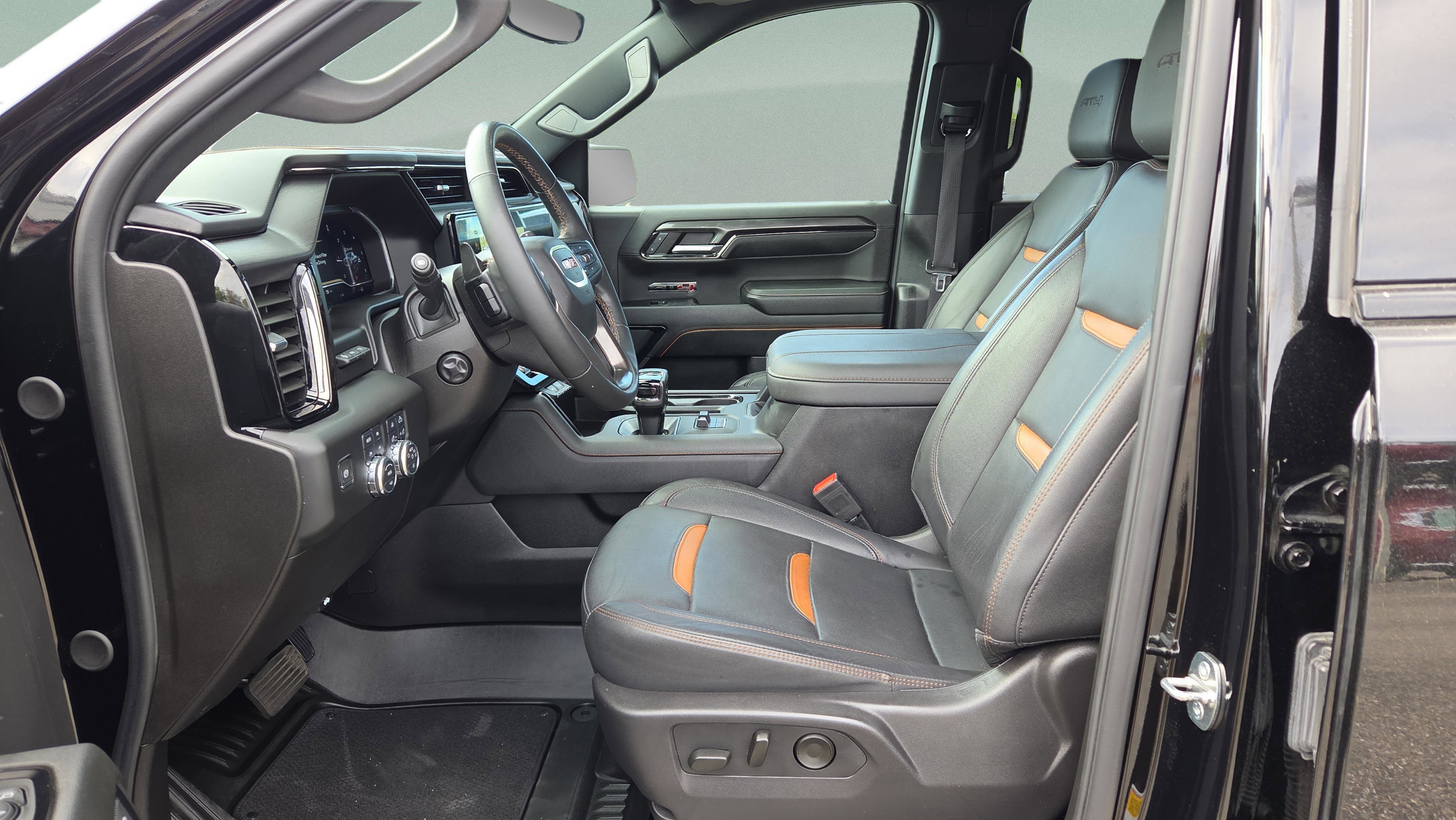 Certified 2024 GMC Sierra 1500 AT4 w/ Technology Package AWD/4WD image 10