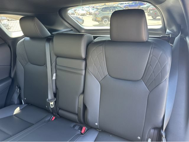 New 2026 Lexus RX 350 FWD image 18