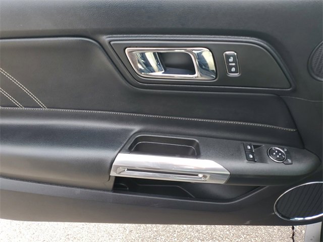 Used 2015 Ford Mustang GT Premium image 19