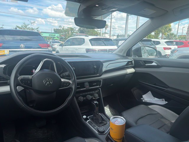 Used 2022 Volkswagen Taos SEL AWD/4WD image 10