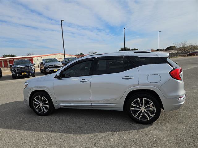 Used 2019 GMC Terrain Denali w/ Advanced Safety Package image 2