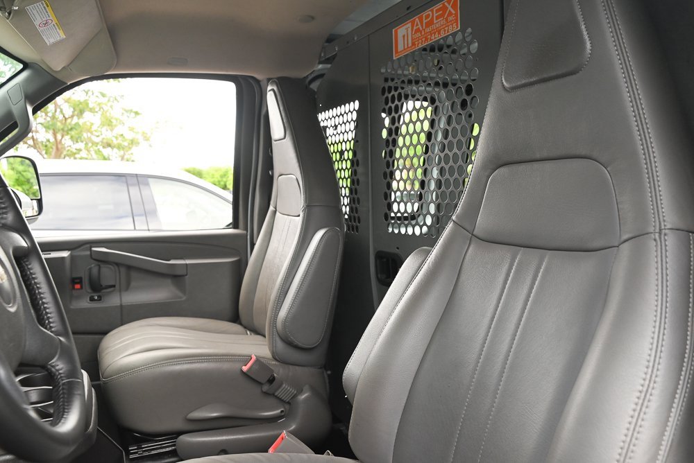 Used 2022 GMC Savana 3500 Work Van w/ Driver Convenience Package image 13