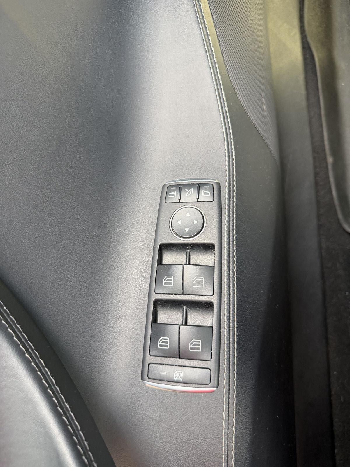 Used 2019 Tesla Model S Long Range AWD/4WD image 18