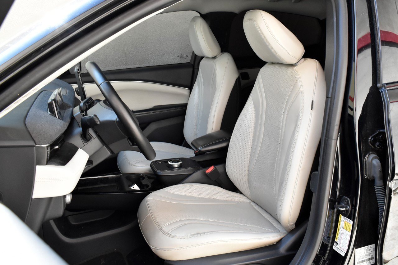Used 2021 Ford Mustang Mach-E Premium AWD/4WD image 12