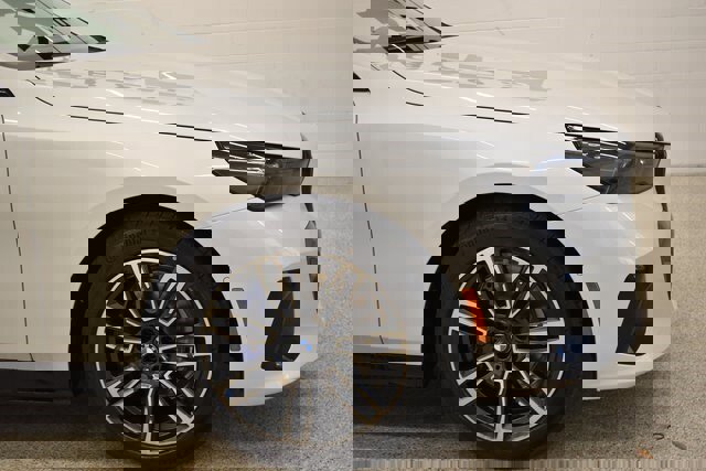 New 2026 BMW 530i xDrive w/ M Sport Package image 13