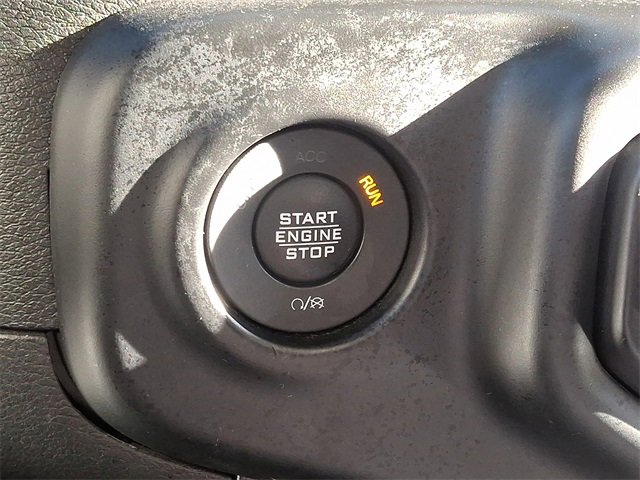 Used 2023 Jeep Gladiator Sport image 22