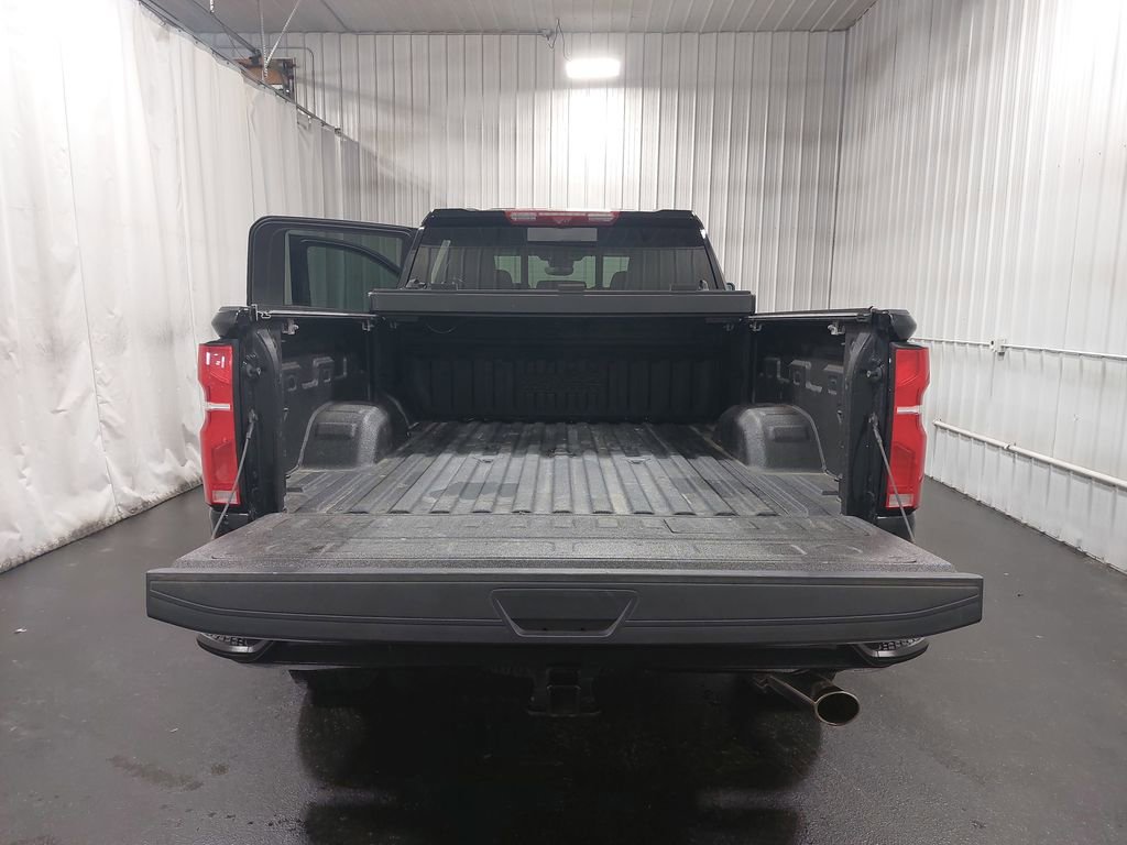 Used 2024 Chevrolet Silverado 3500 High Country w/ High Country Premium Package image 12