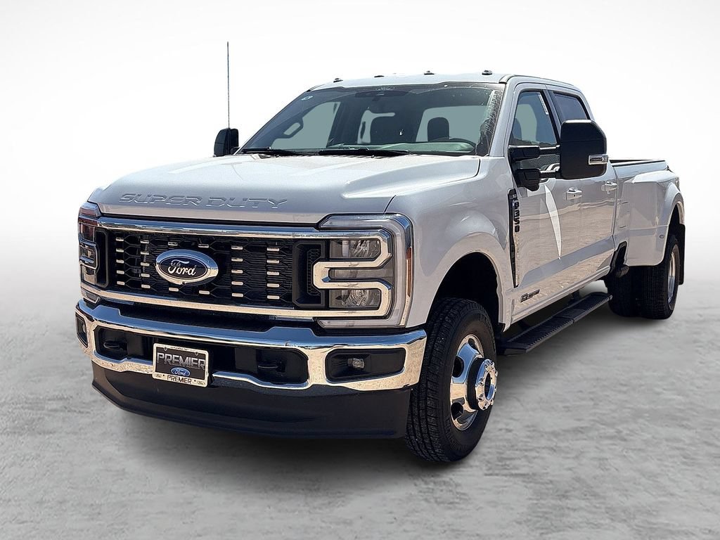 New 2026 Ford F350 XLT w/ XLT Premium Package AWD/4WD image 4